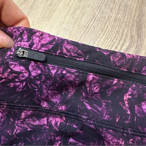 Lululemon Pace Rival Crop 22" Undercurrent Grapealicious Multi / Black size 6 - Picture 10 of 12